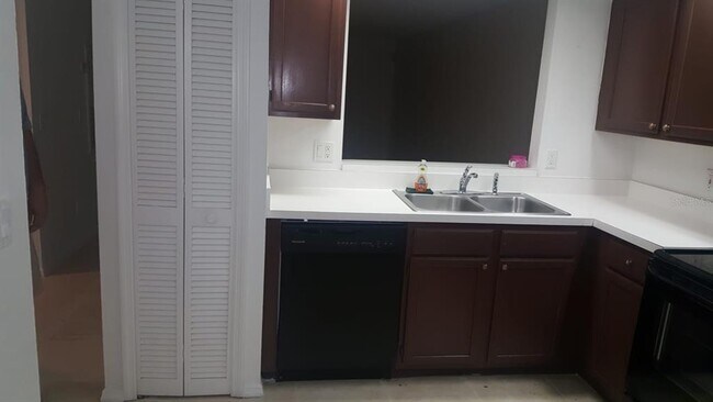 Building Photo - 13917 Timberland Dr