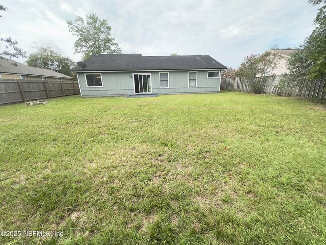 Building Photo - 8475 Seton Ct