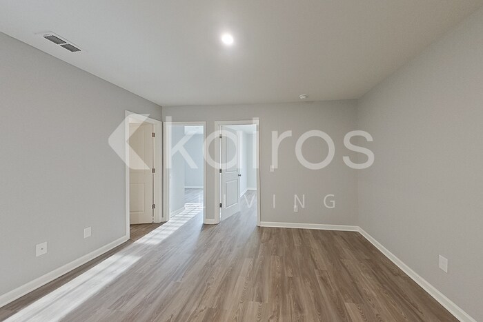 Building Photo - 354 Ironwood Ct