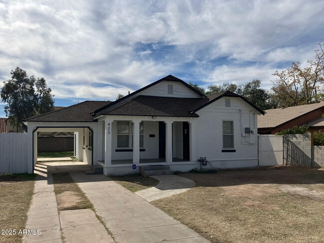 Building Photo - 423 E Crescent Ave