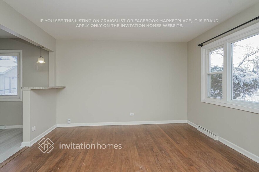 Building Photo - 368 N Biermann Ave