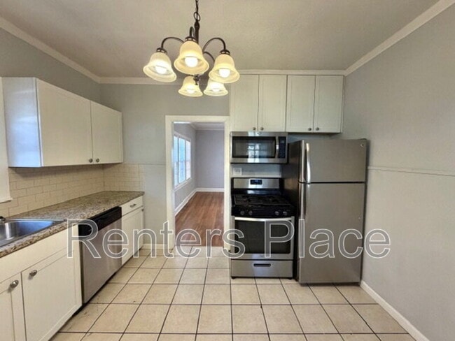 Building Photo - 1316 S Florence Pl