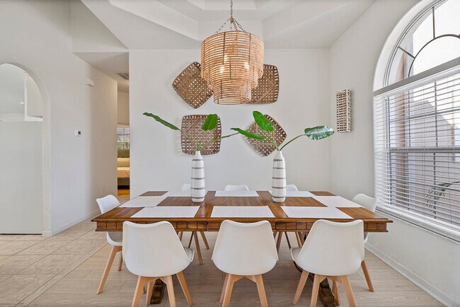 Building Photo - 23 Claridge Ct N