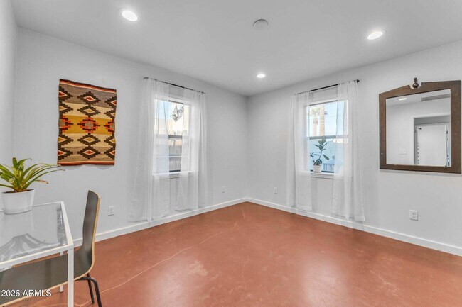 Building Photo - 2209 N 23rd St