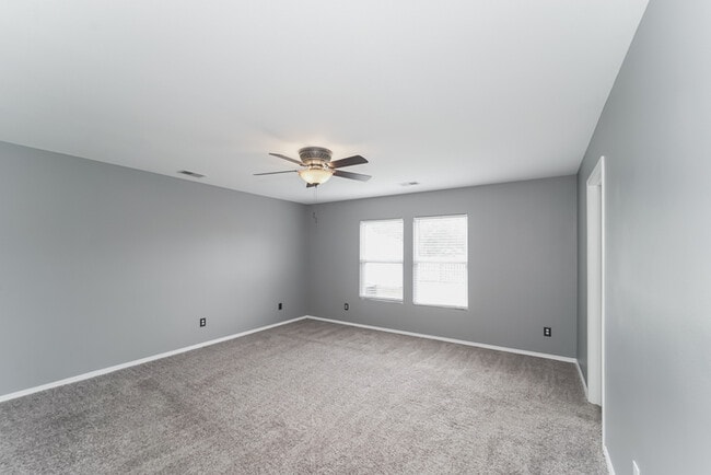 Building Photo - 12825 Old Iron Ln