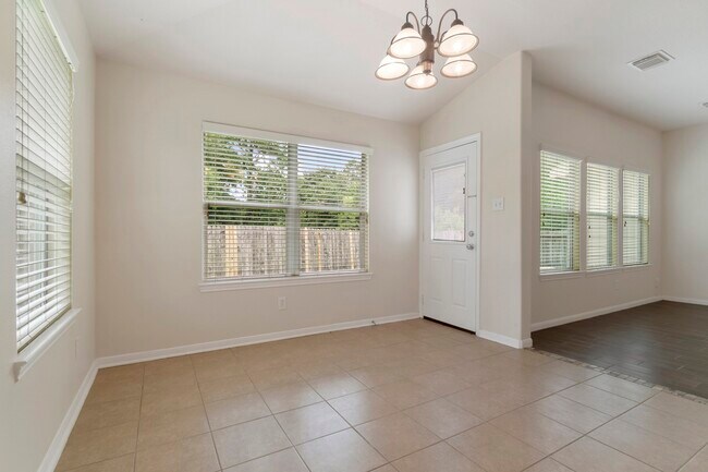 Building Photo - 615 Timberstand Ln