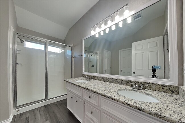 Building Photo - 26849 Armor Oaks Dr