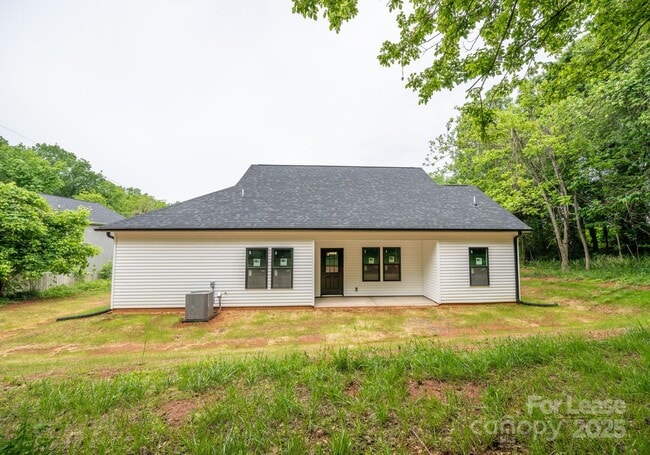 Building Photo - 117 Chavis Ln