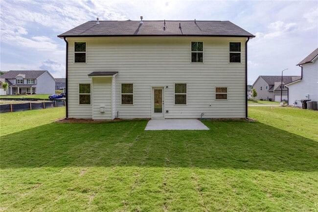 Building Photo - 590 River Run Dr