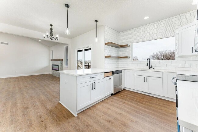 Building Photo - Single family home in Goddard Kansas. This home features 2 bedrooms, 2 bathrooms and a three car ...