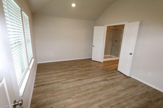 Building Photo - 21646 Calico Bush Trail