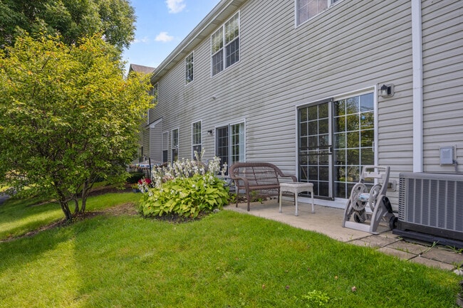 Building Photo - 1829 Golden Gate Ln