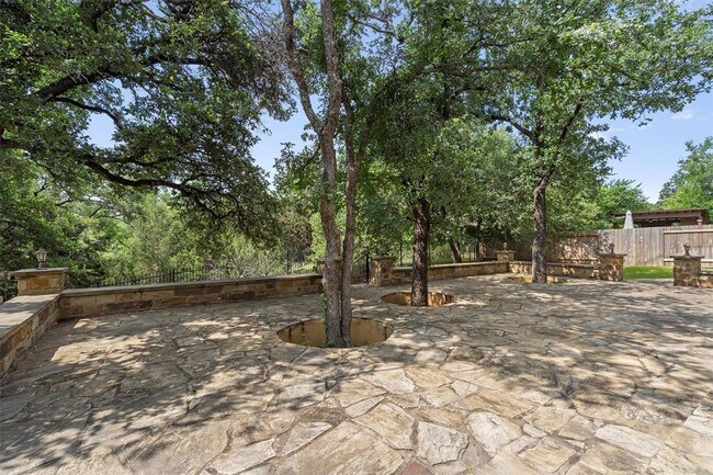 Building Photo - 3904 Avery Woods Ln