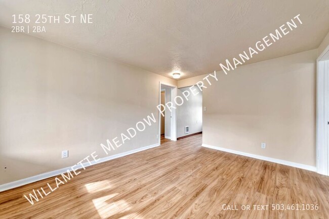 Building Photo - Cozy 2 Bedroom, 1.5 Bathroom Apartment off...