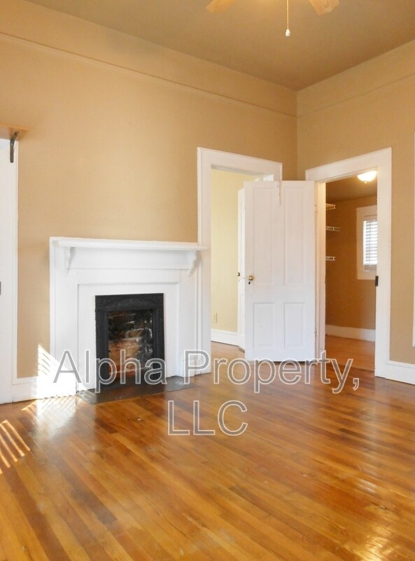 Building Photo - 111 4th St