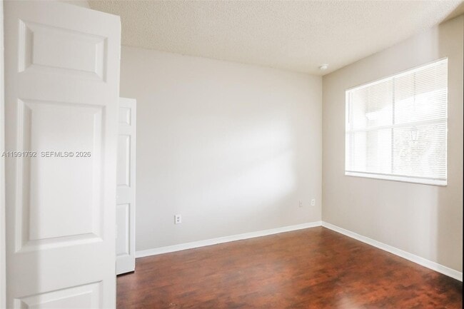 Building Photo - 2281 NE 42nd Cir