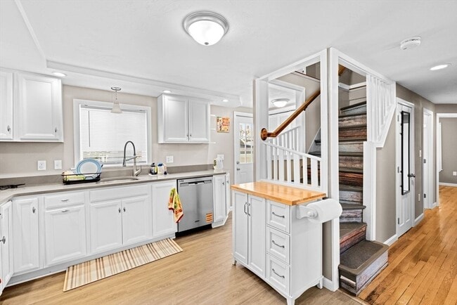 Building Photo - 15 Packard Ave