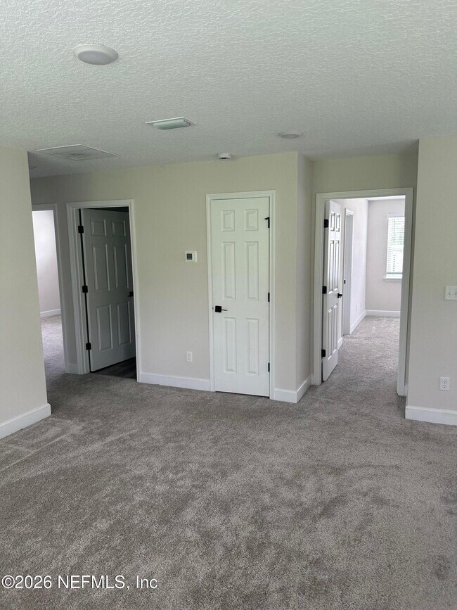 Building Photo - 11561 Admiral Cv Dr