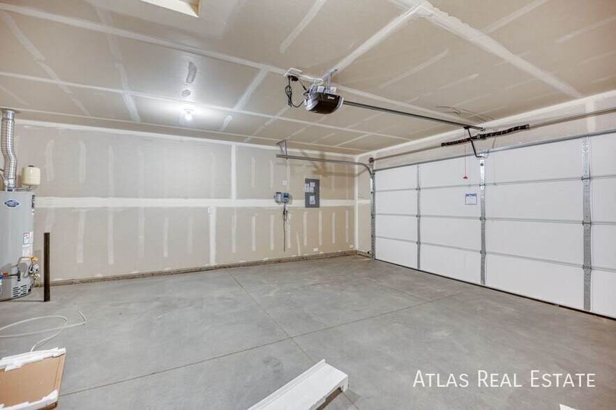 Building Photo - 12713 Lignite Dr