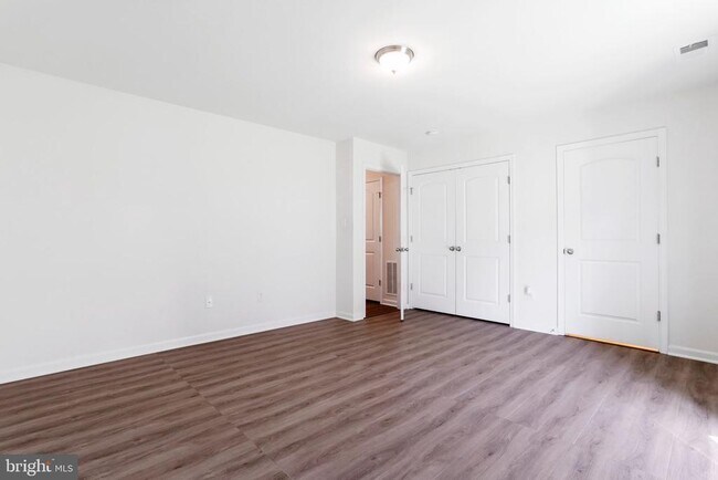 Building Photo - 273 Magellan Dr