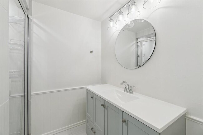 Building Photo - 1033 Mabel C Fry Blvd