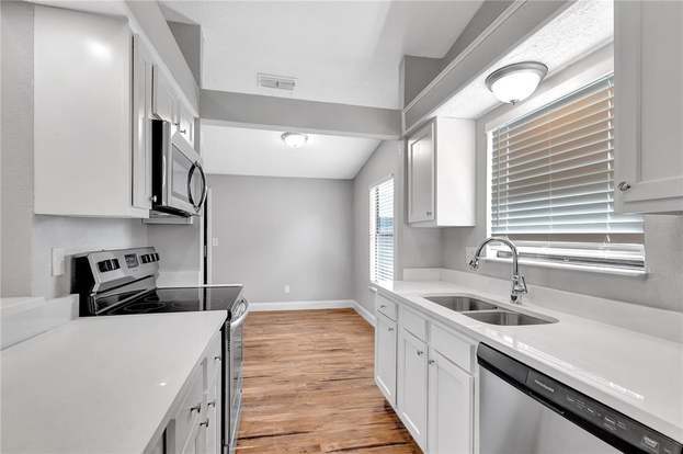 Building Photo - 12217 Hidden Brook Dr