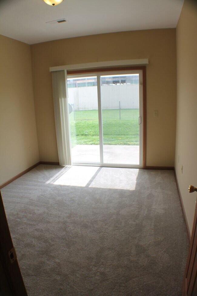 Building Photo - Modern Brick Ranch with 3 Bedrooms, 1.5 Ba...