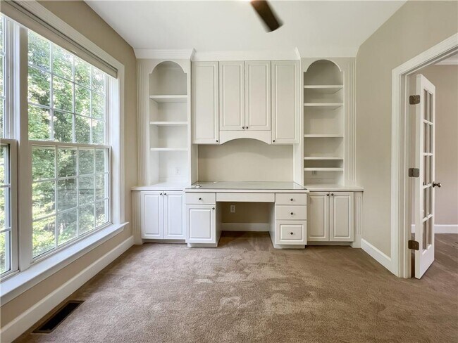 Building Photo - 1670 Laleiah Dr