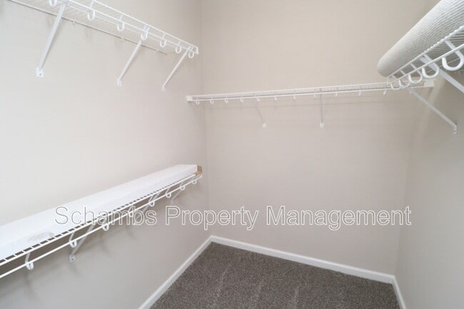 Building Photo - 2812 Kudrow Ln