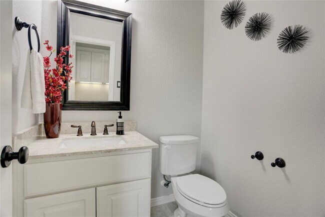 Building Photo - 10727 Stone Isle Ct