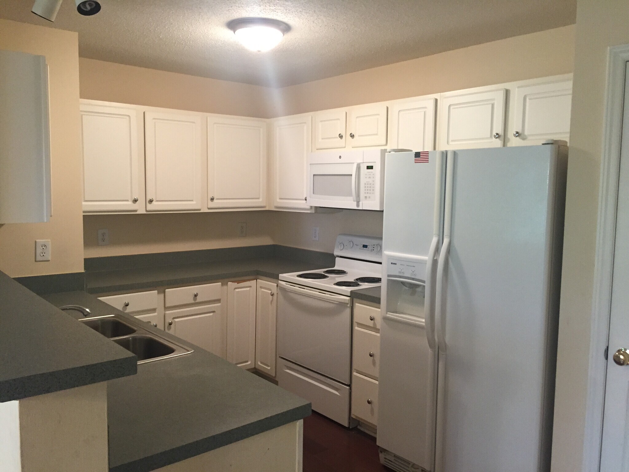 Building Photo - 213 Timberline Ridge Ct