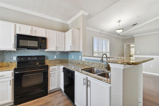 Building Photo - 5000 Culbreath Key Way