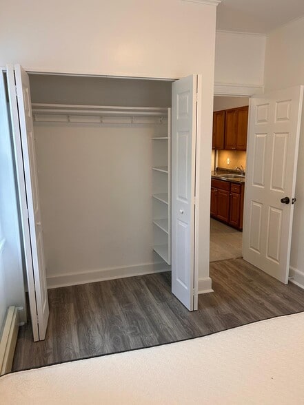 Building Photo - 11110 14th Ave