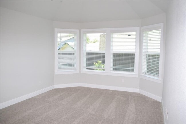 Building Photo - 2605 Sam Bass Rd