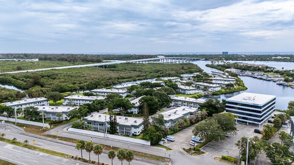 Building Photo - 2800 Indian River Blvd