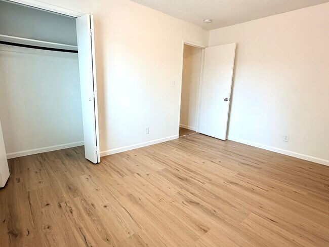 Building Photo - 814 Aspen Dr