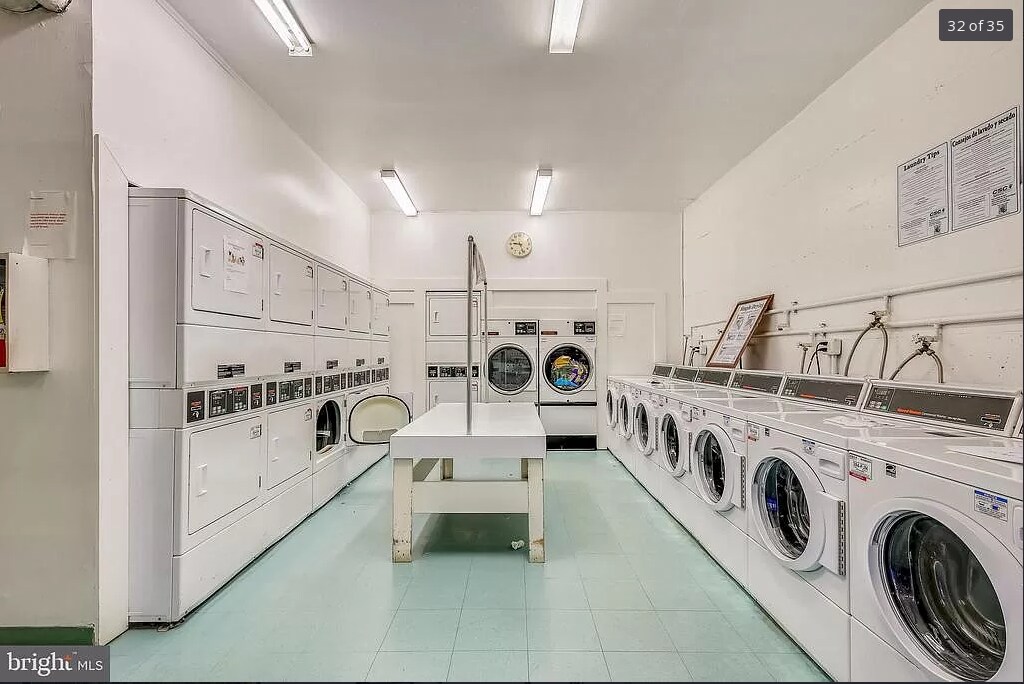 Building Photo - 5340 Holmes Run Pky