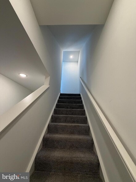 Building Photo - 2609 Grey Wolf Ln