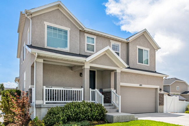 Building Photo - 1203 W Appaloosa Ln