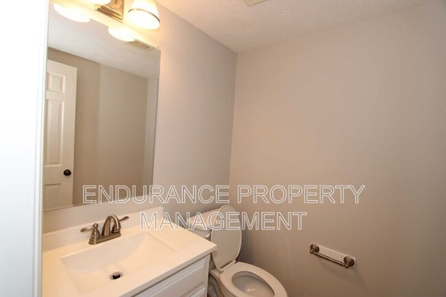 Building Photo - 3427 Sunbury Ln