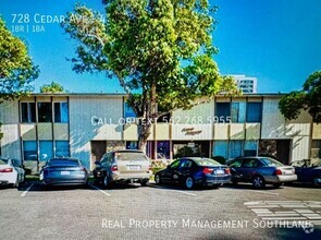 Building Photo - 728 Cedar Ave