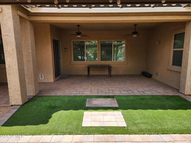 Building Photo - 416 N Questa Trail