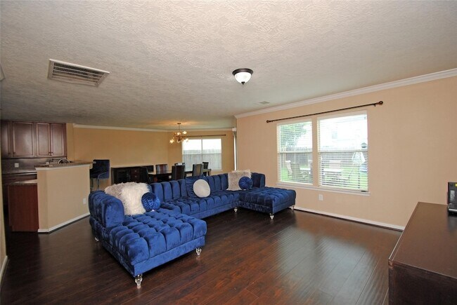 Building Photo - 18110 Rexine Ln