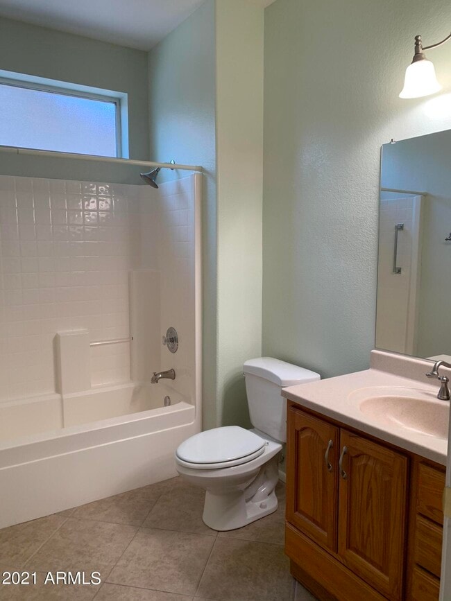 Building Photo - 15136 W Corral Dr