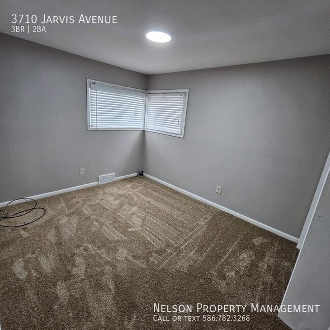 Building Photo - 3710 Jarvis Ave