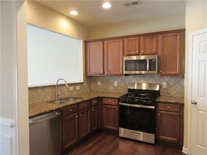 Building Photo - 2794 Gower Way