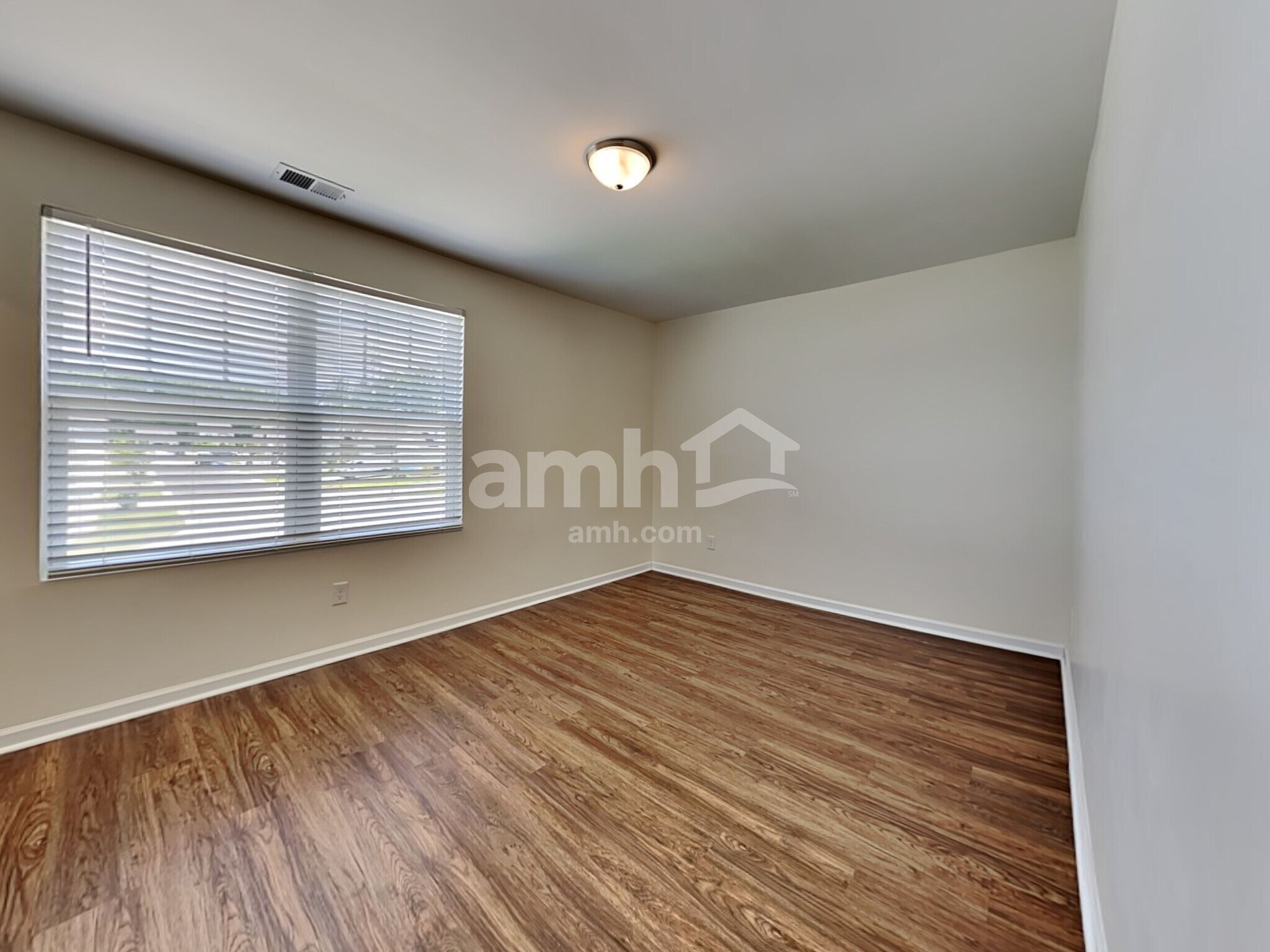 Building Photo - 174 Orion Way