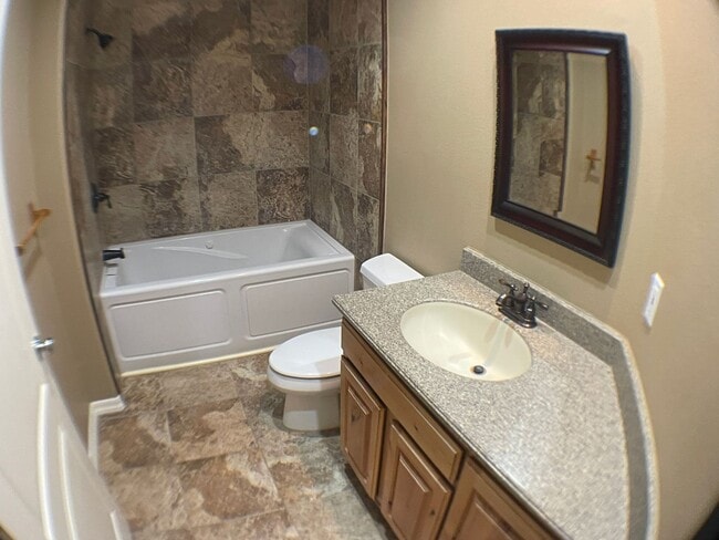 Building Photo - LEASE TAKEOVER_Summit park 2 bedroom condo