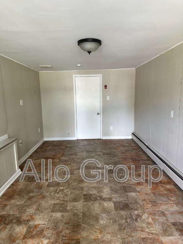 Building Photo - 25 Martindale Dr