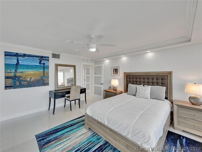 Building Photo - 4280 Galt Ocean Dr